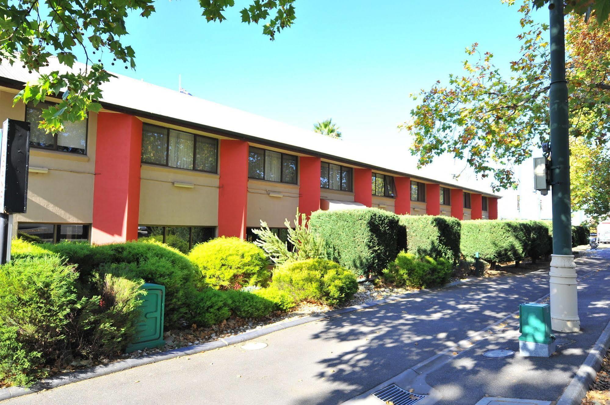 Central Deborah Motel Bendigo Luaran gambar